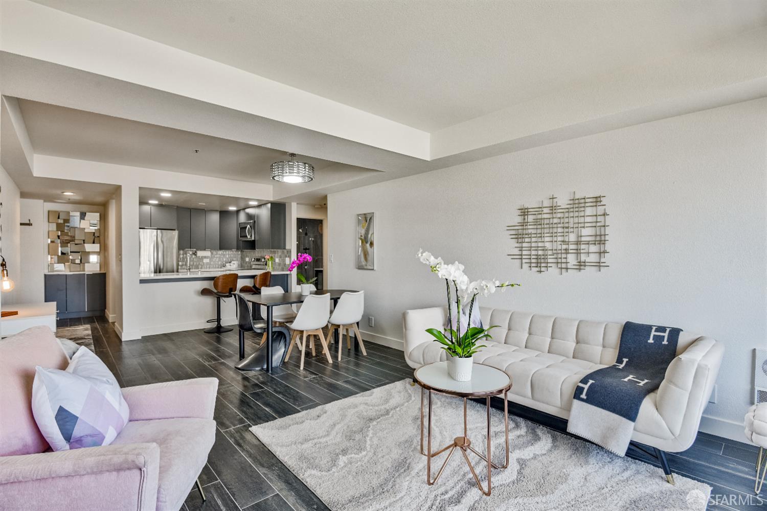 Photo #12: 426125402 Listing: Photo #12