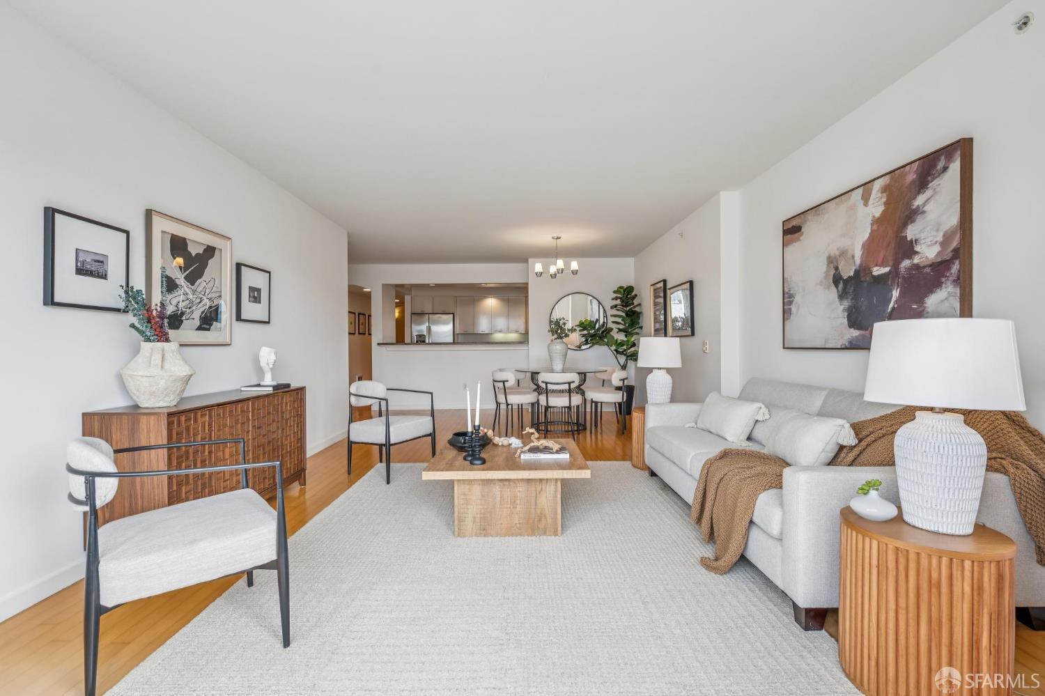 Photo #15: 426122187 Listing: Photo #15