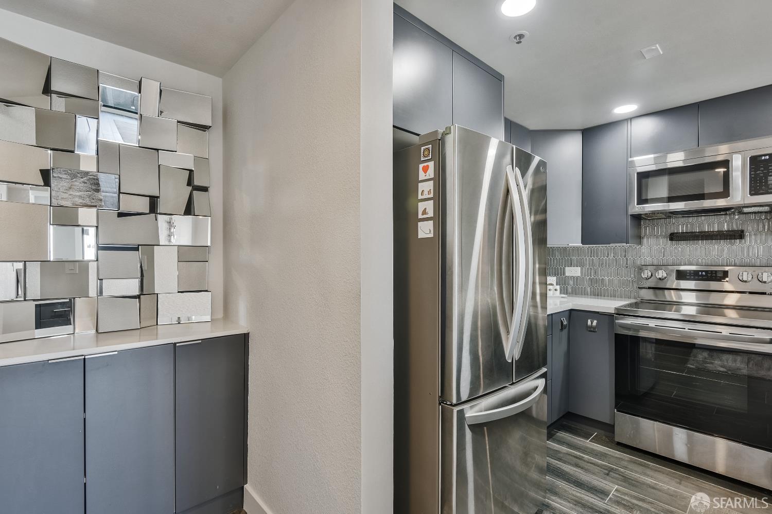 Photo #8: 426125402 Listing: Photo #8