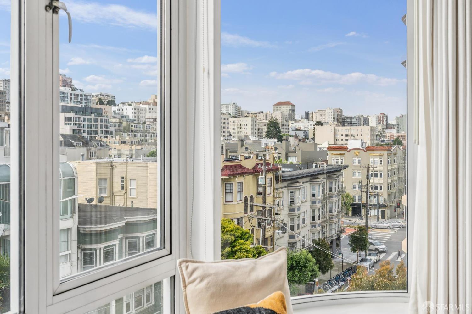 Photo #19: 426122187 Listing: Photo #19