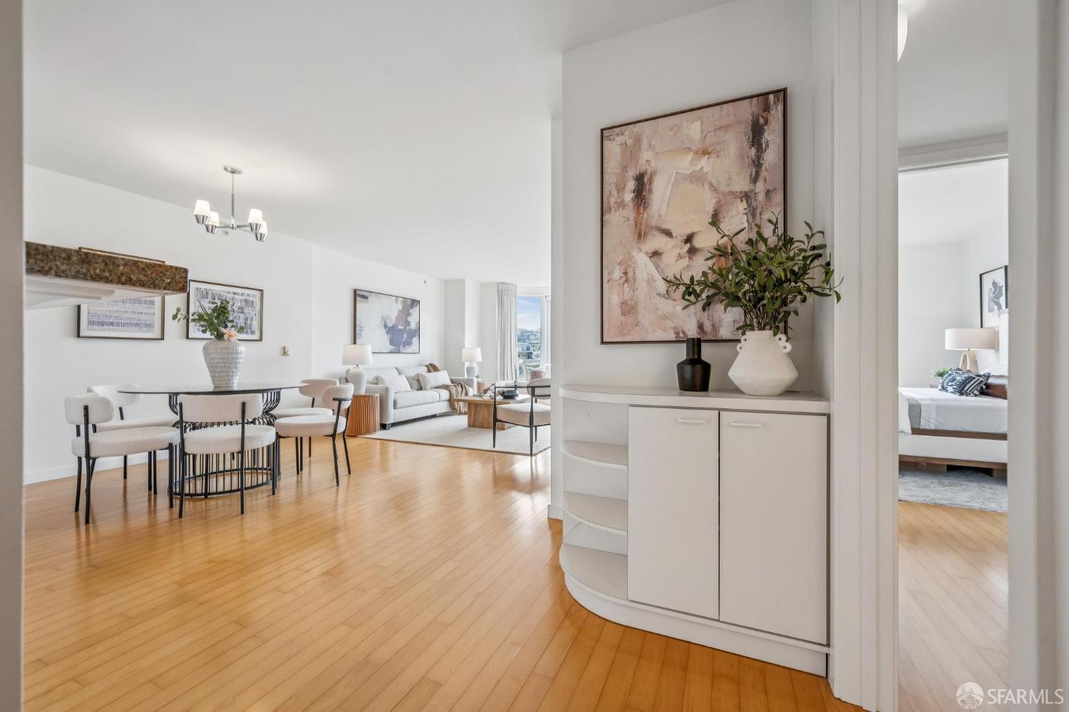 Photo #11: 426122187 Listing: Photo #11