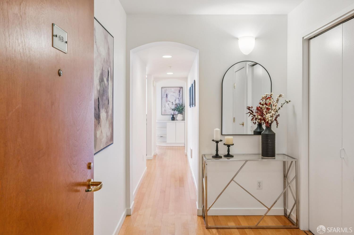 Photo #5: 426122187 Listing: Photo #5