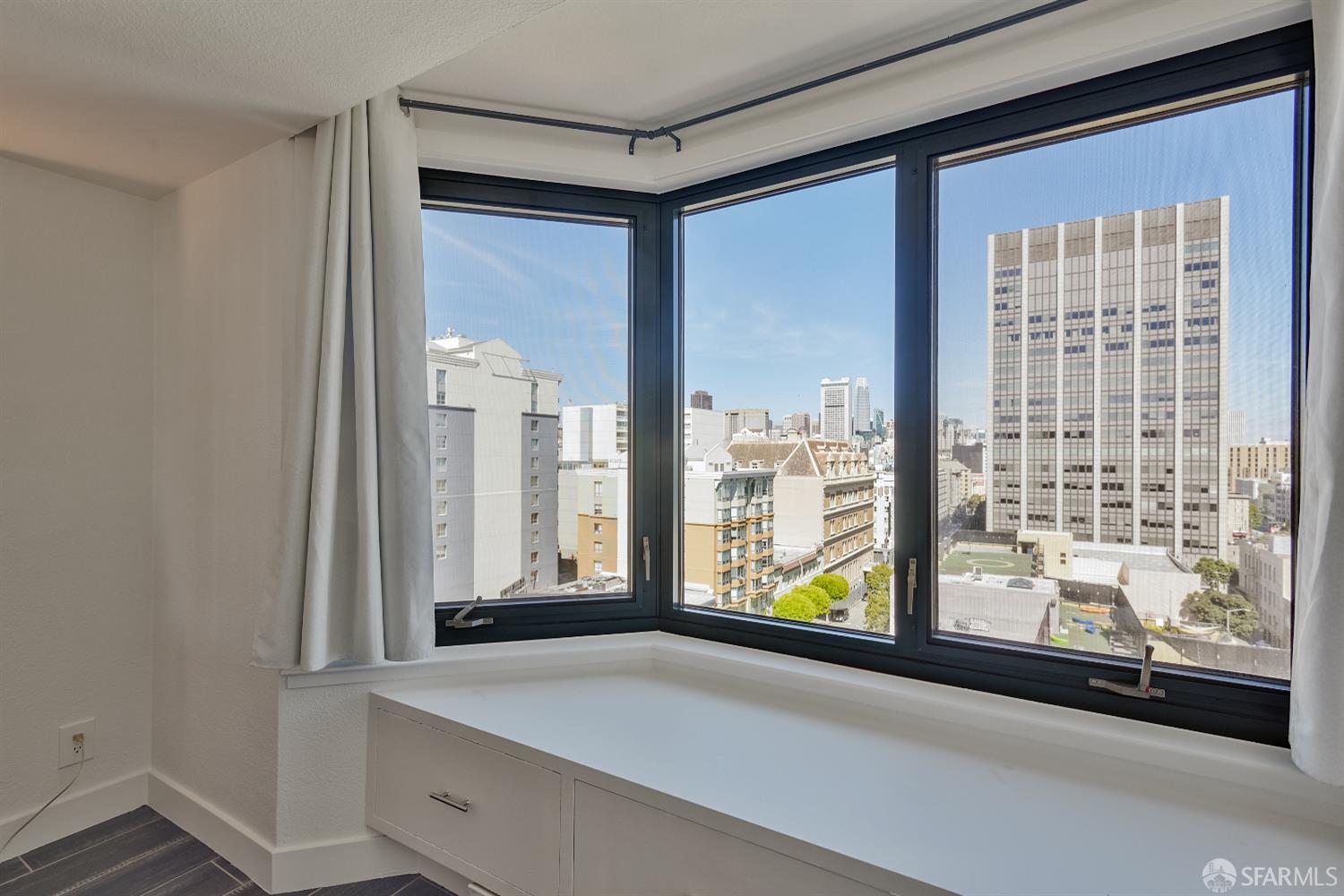 Photo #21: 426125402 Listing: Photo #21