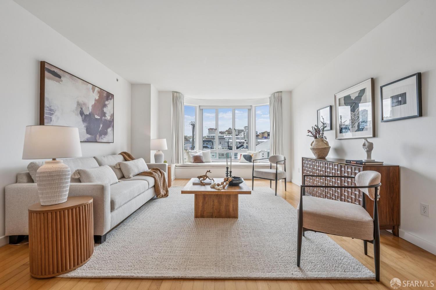 Photo #8: 426122187 Listing: Photo #8