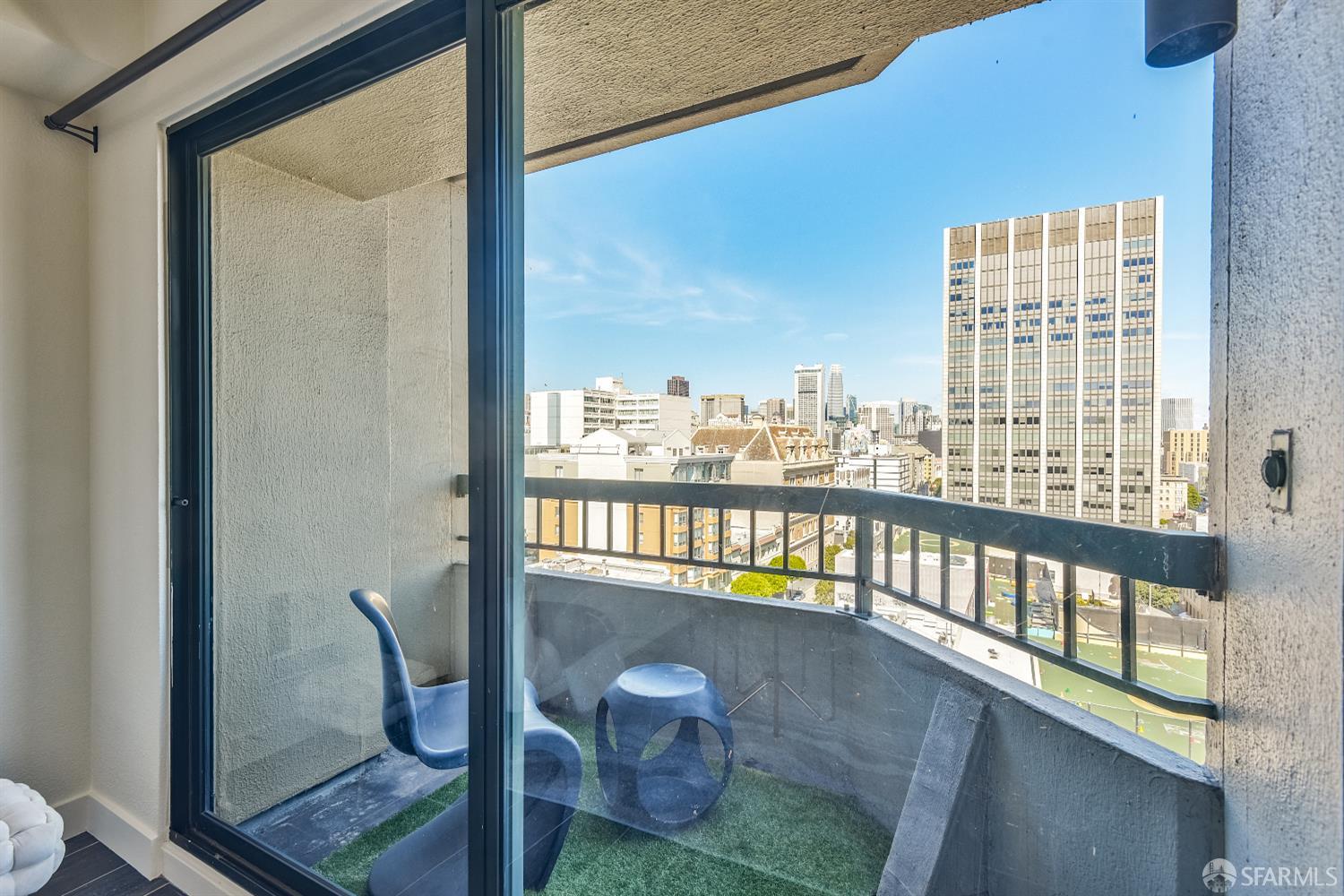 Photo #22: 426125402 Listing: Photo #22