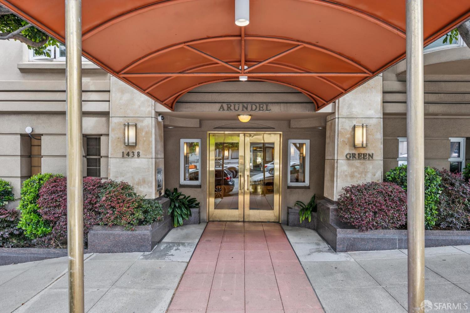 Photo #3: 426122187 Listing: Photo #3