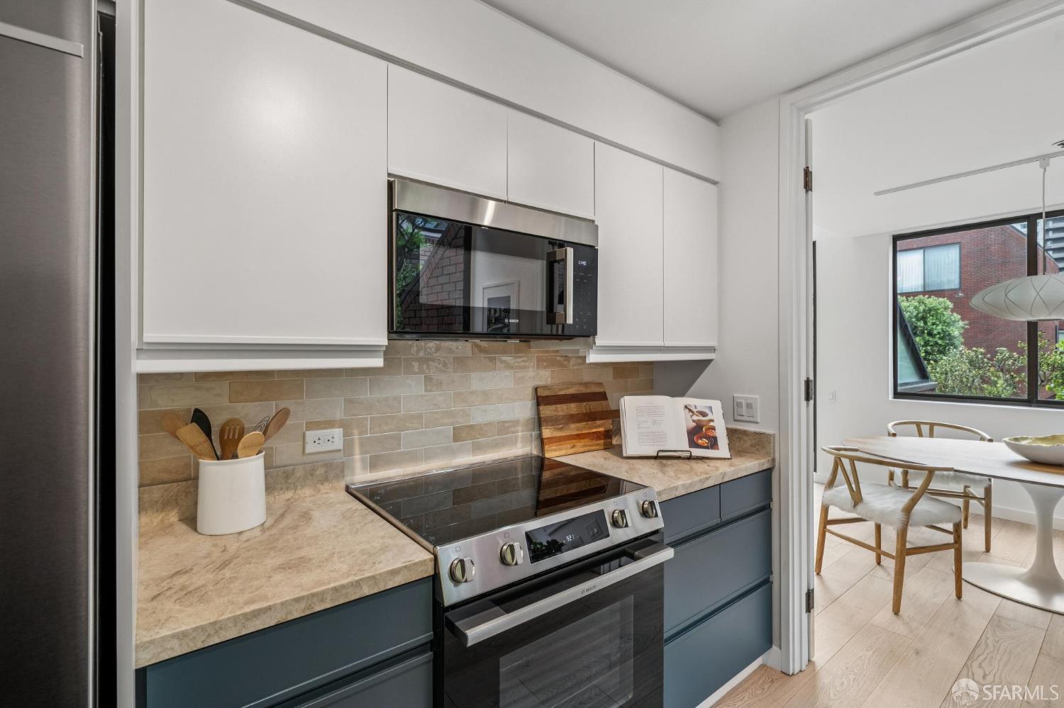 Photo #20: 426125489 Listing: Photo #20