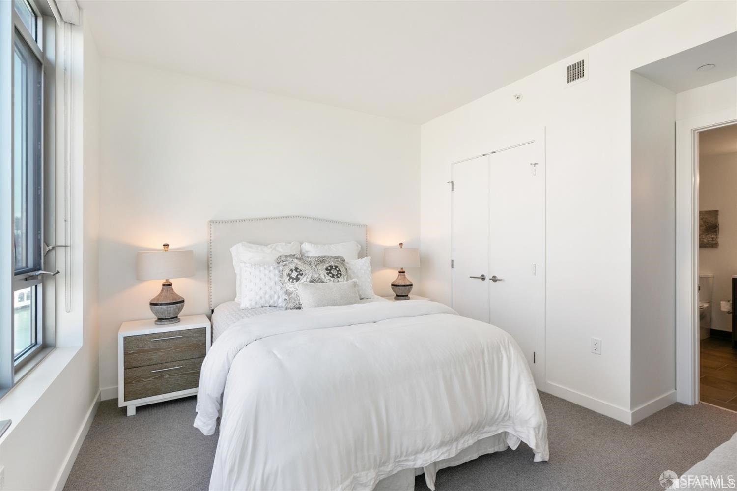 Photo #16: 426125689 Listing: Photo #16