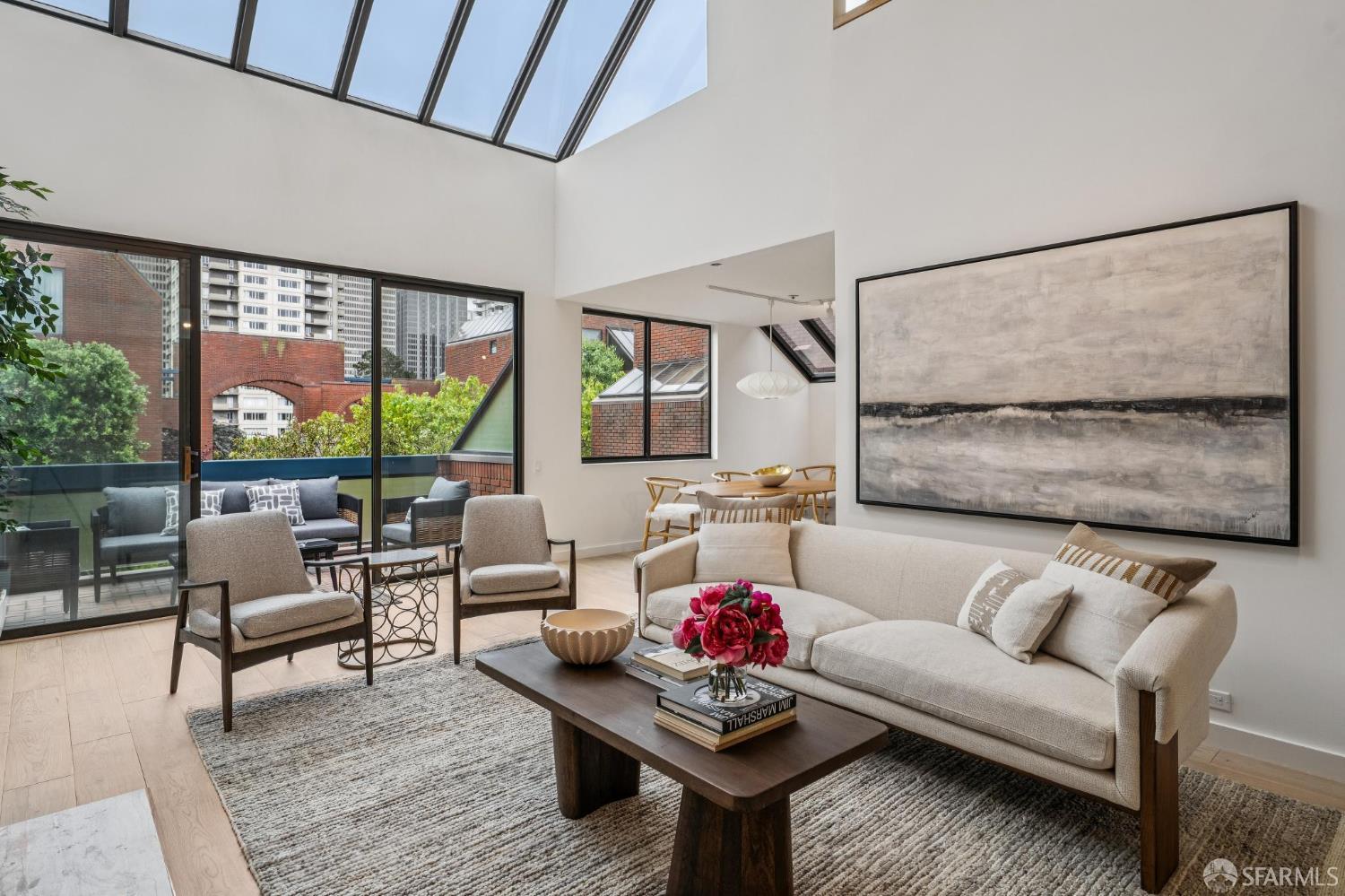 Photo #5: 426125489 Listing: Photo #5