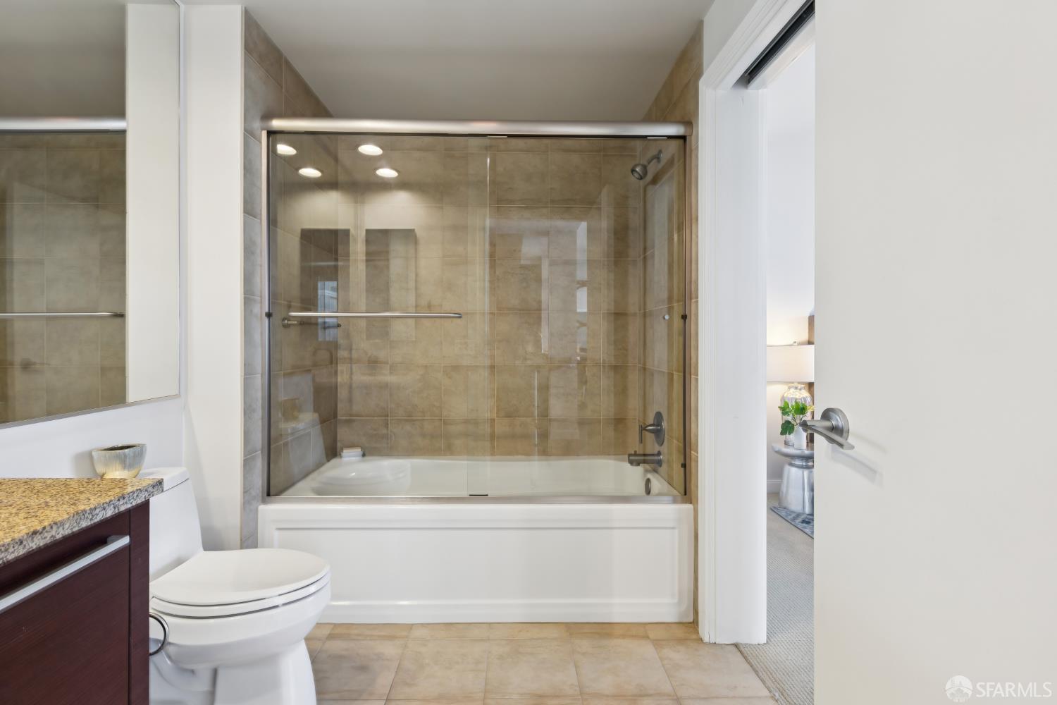 Photo #22: 426125463 Listing: Photo #22