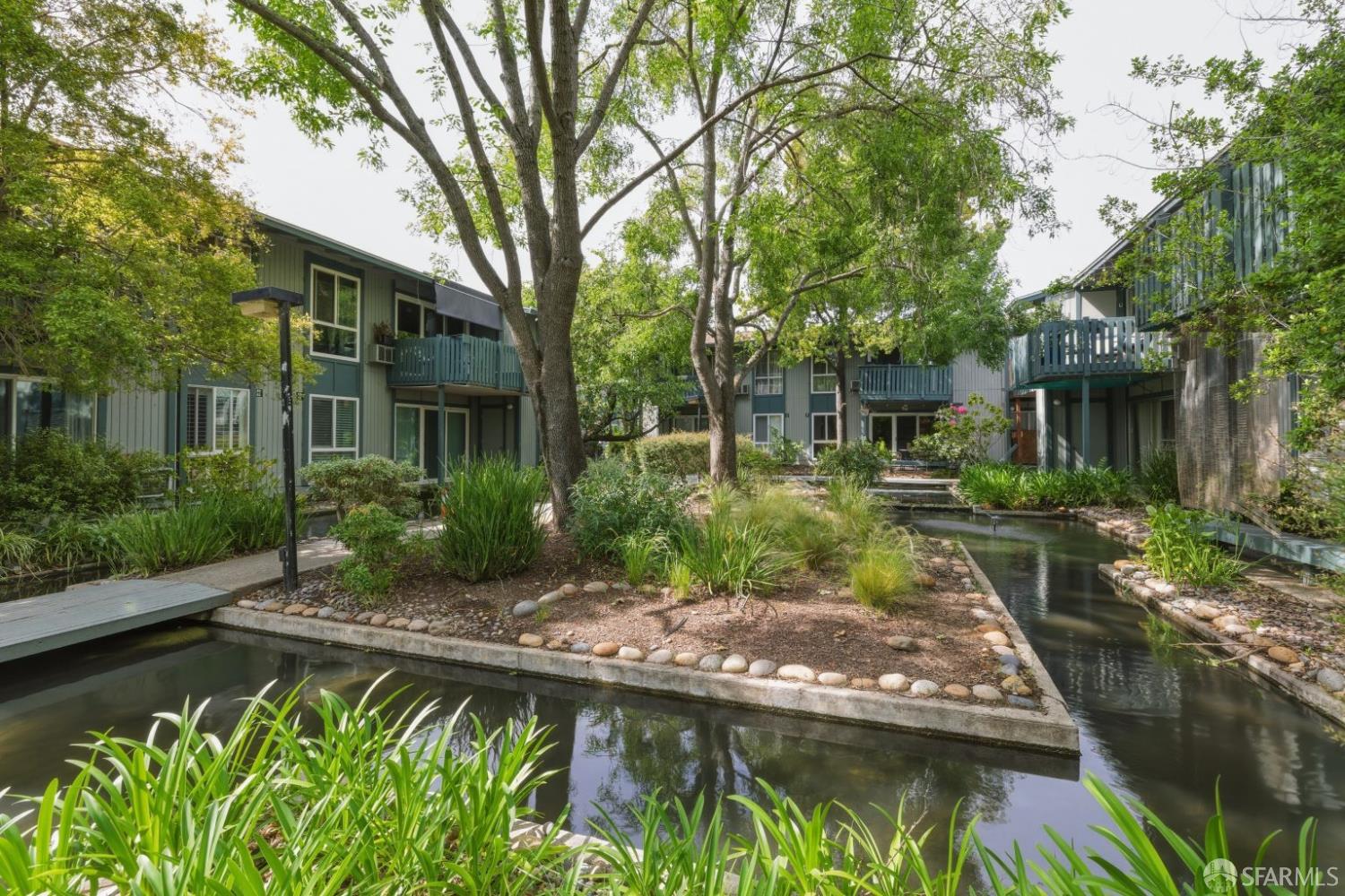 Front Image Thumbnail for SF426125349