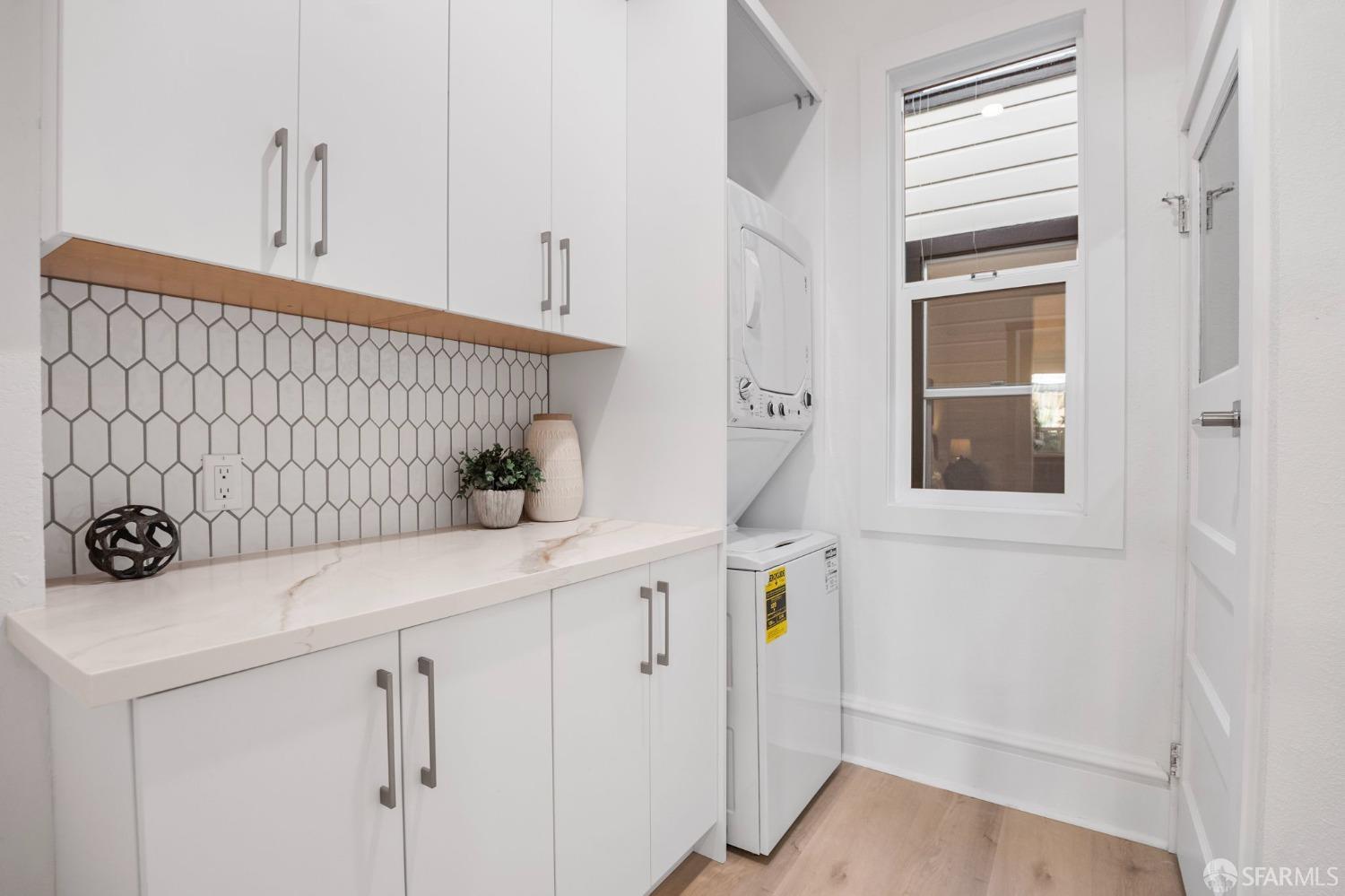 Photo #11: 426125613 Listing: Photo #11