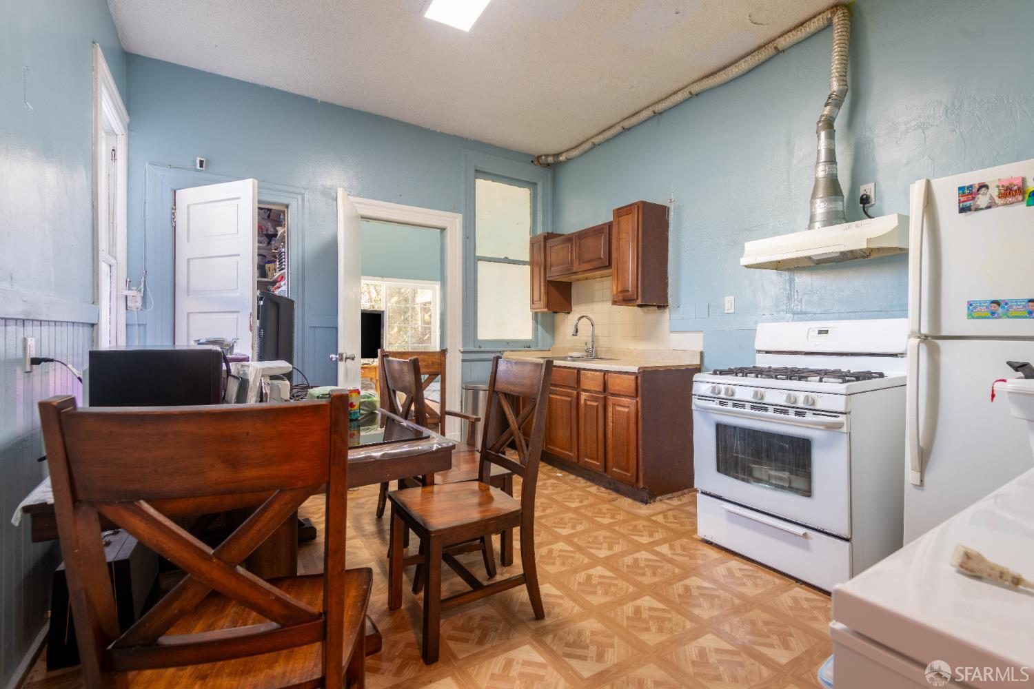 Photo #14: 426125708 Listing: Photo #14