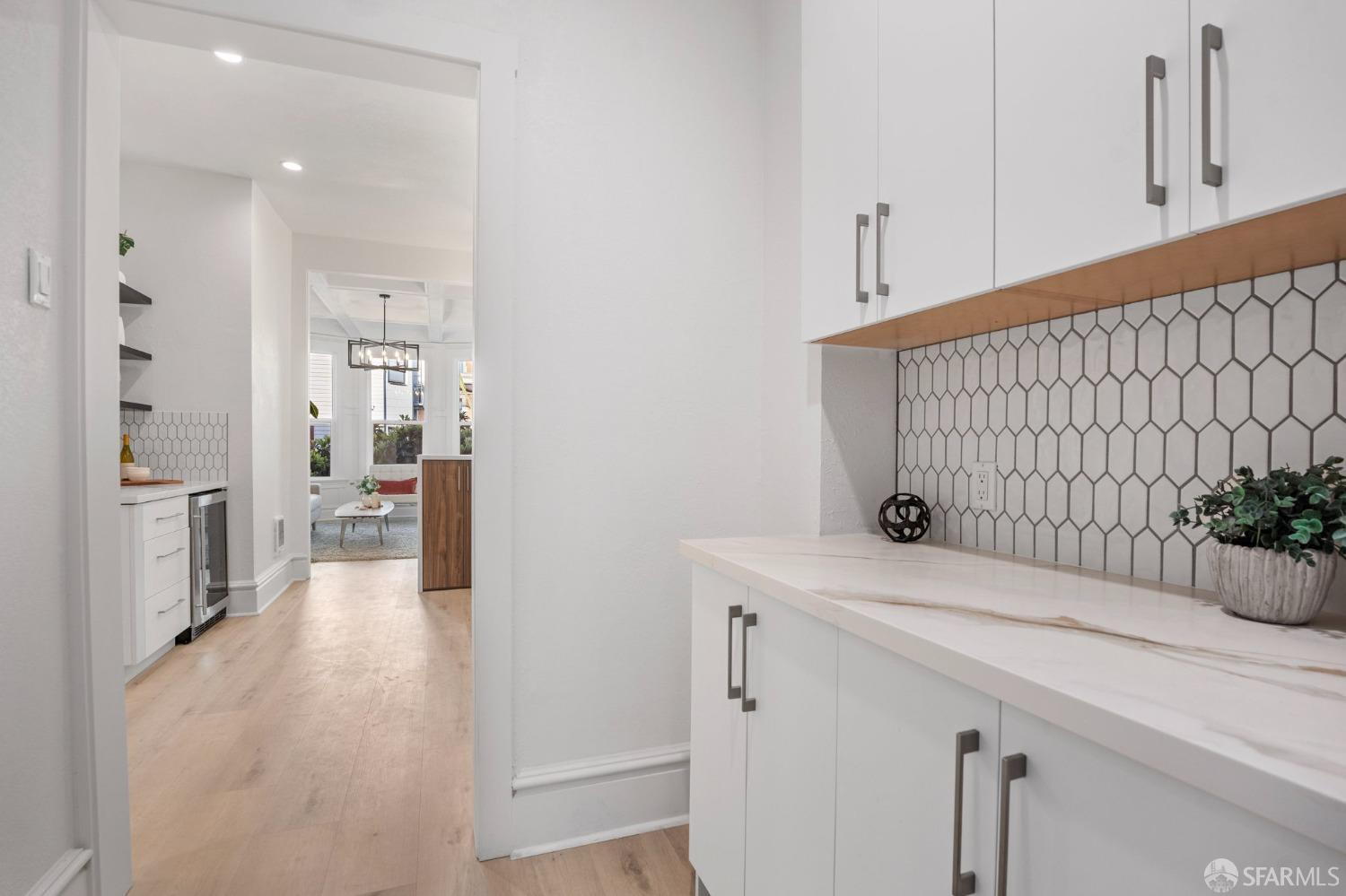 Photo #12: 426125613 Listing: Photo #12