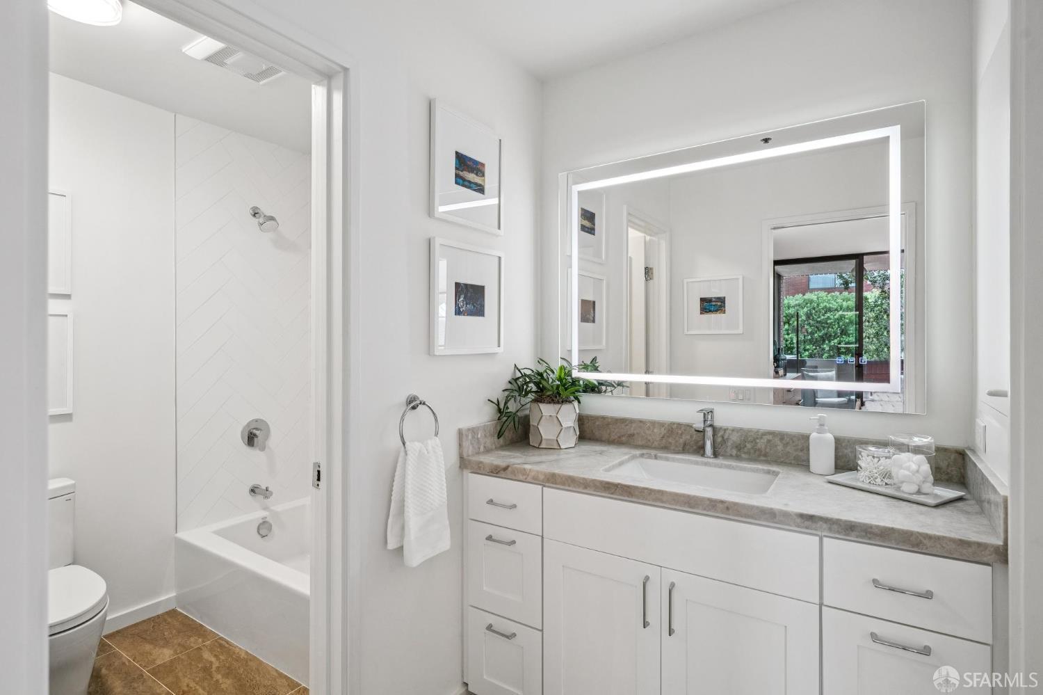 Photo #26: 426125489 Listing: Photo #26