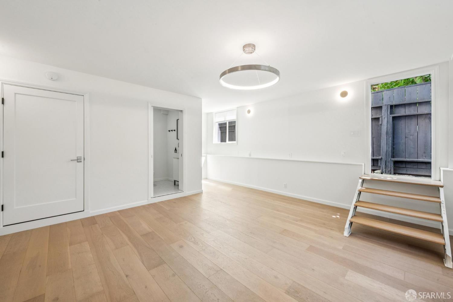 830 Alabama, San Francisco, CA, 94110