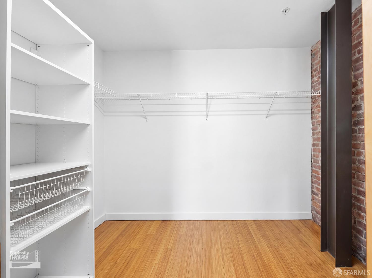 Photo #10: 426123175 Listing: Photo #10