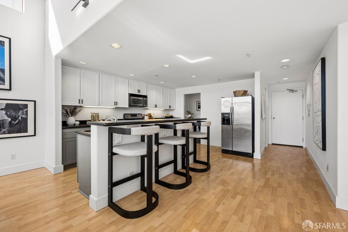 Photo #13: 426118296 Listing: Photo #13