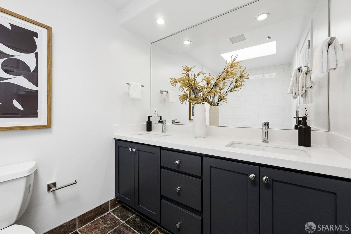 Photo #23: 426118296 Listing: Photo #23