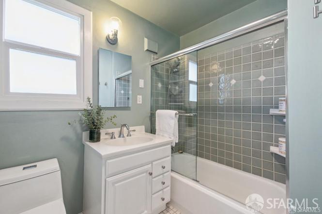 Photo #6: 426125780 Listing: Photo #6