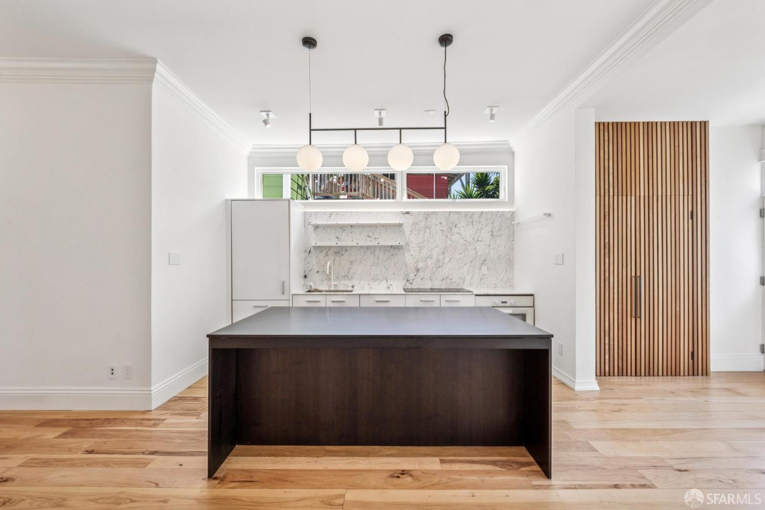 830 Alabama, San Francisco, CA, 94110
