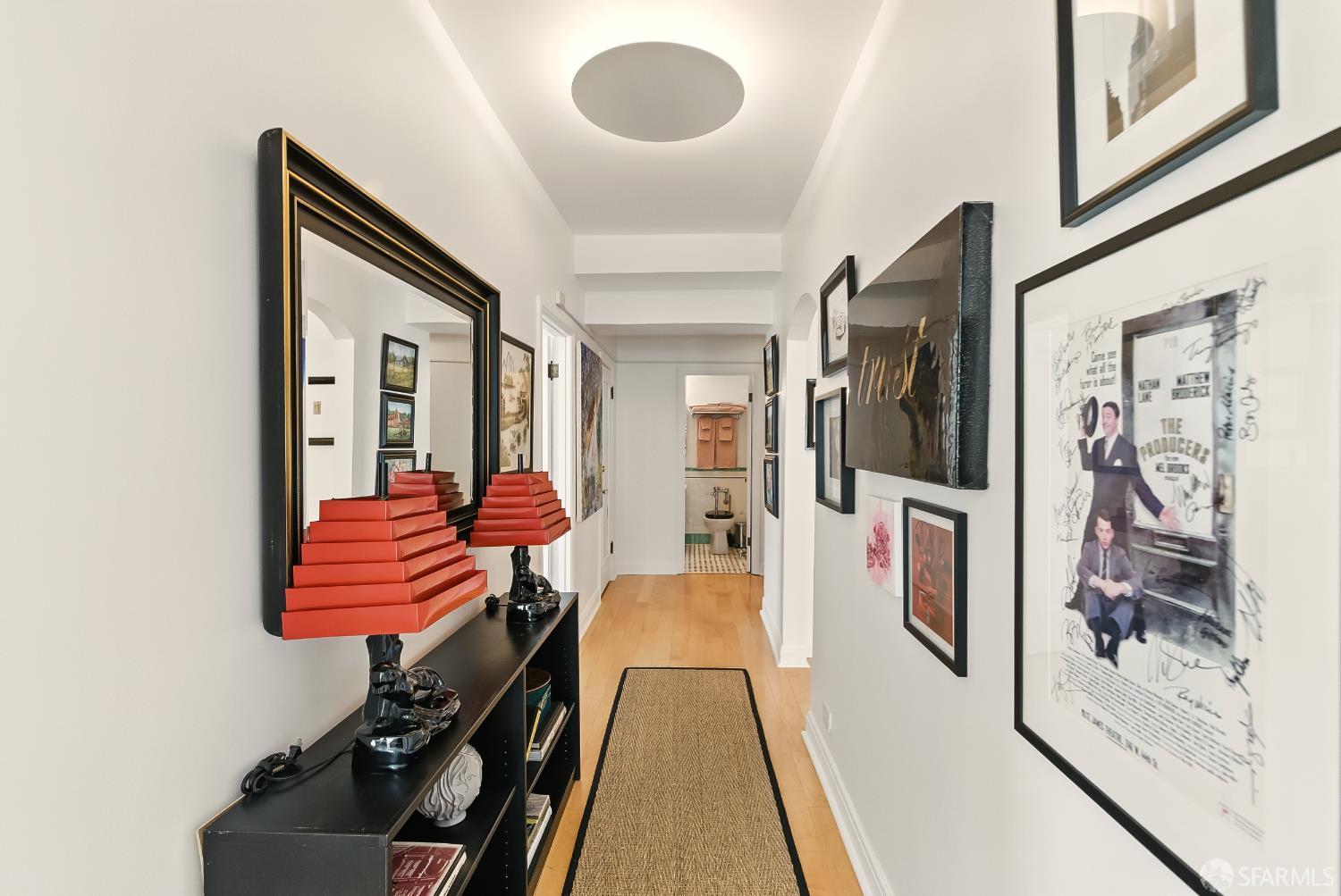 Photo #4: 426125881 Listing: Photo #4
