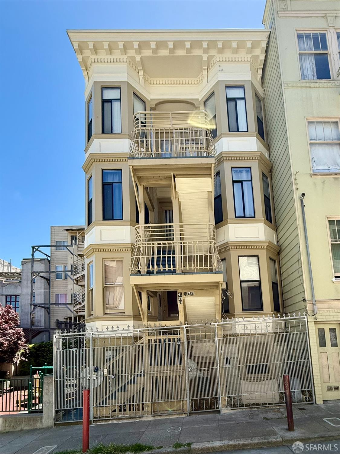 37-41 John Street