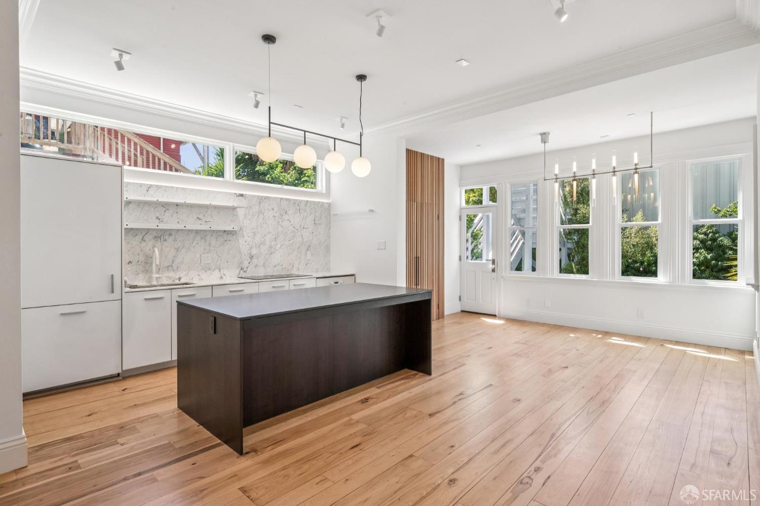 830 Alabama, San Francisco, CA, 94110