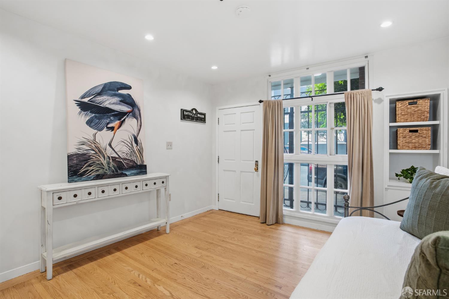 Photo #6: 426126362 Listing: Photo #6