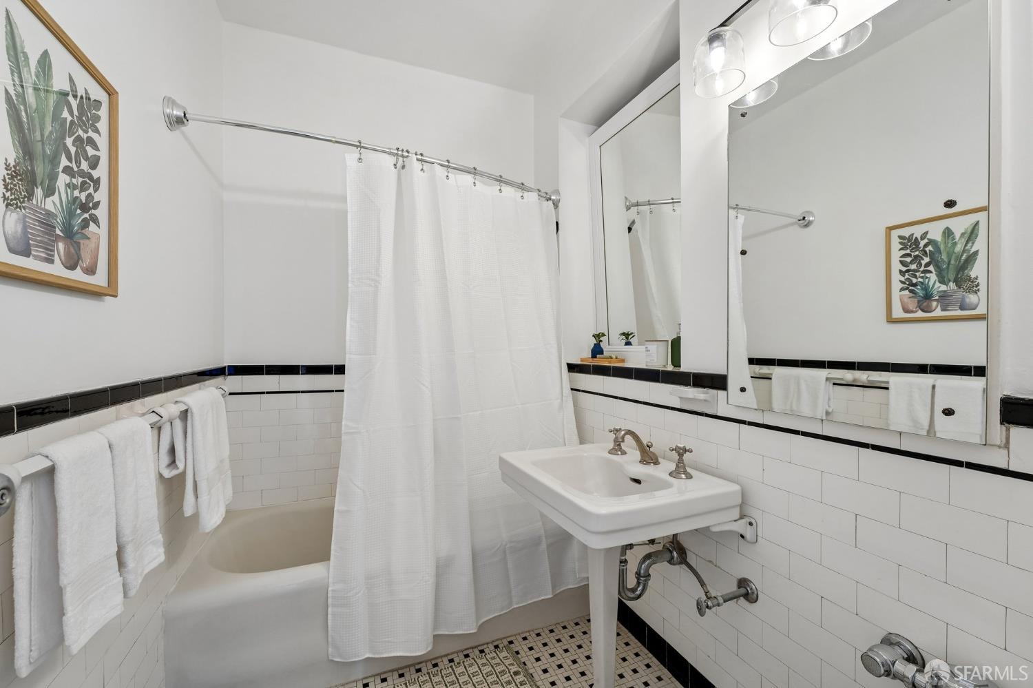 Photo #24: 426114151 Listing: Photo #24