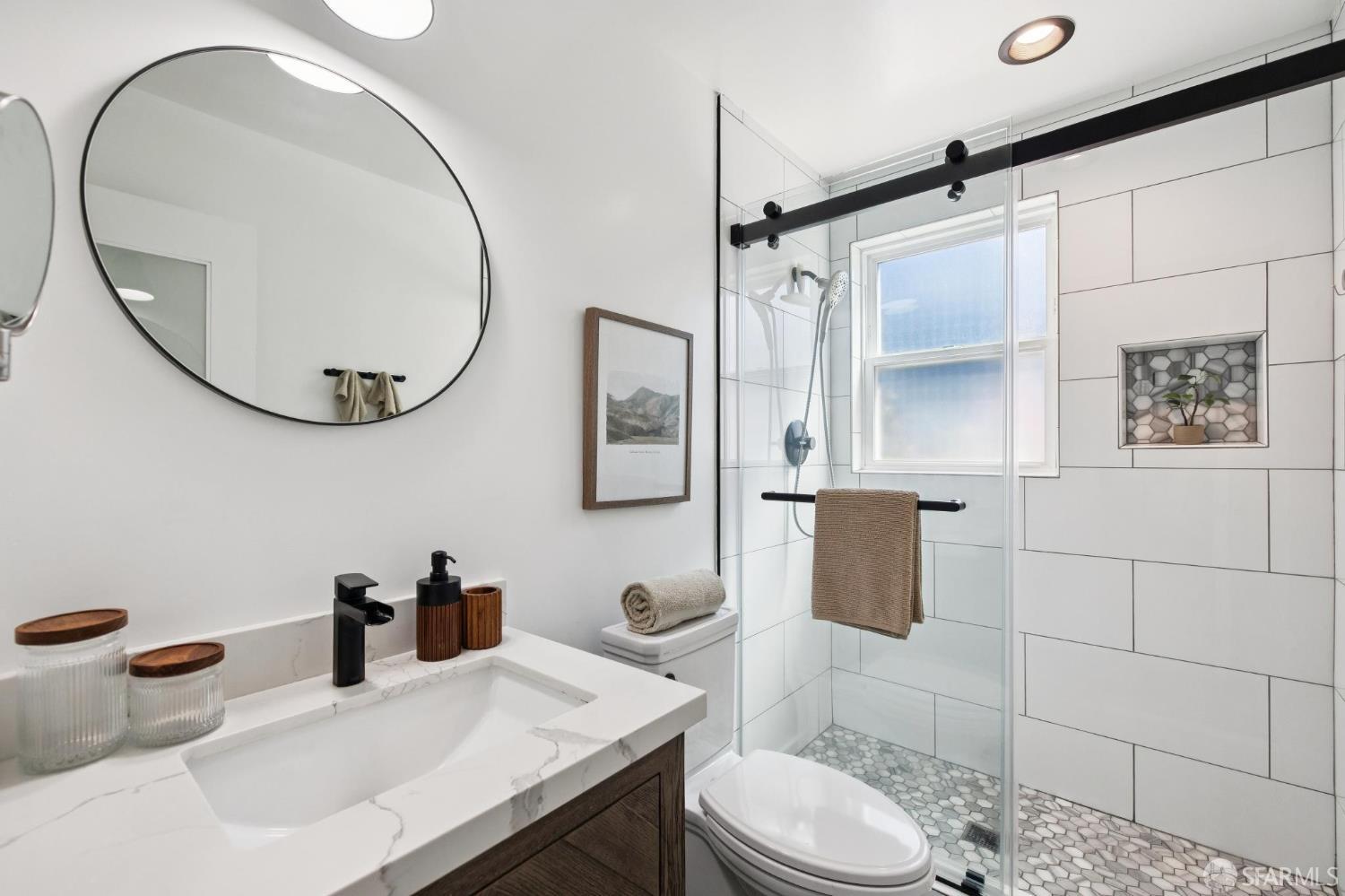 Photo #11: 426126286 Listing: Photo #11