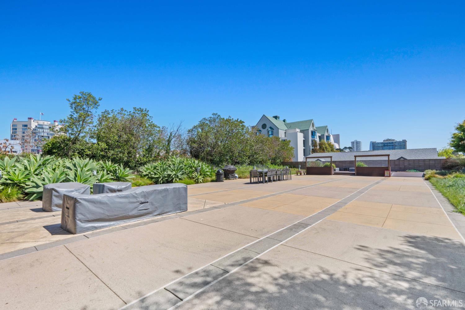 Photo #32: 426116902 Listing: Photo #32