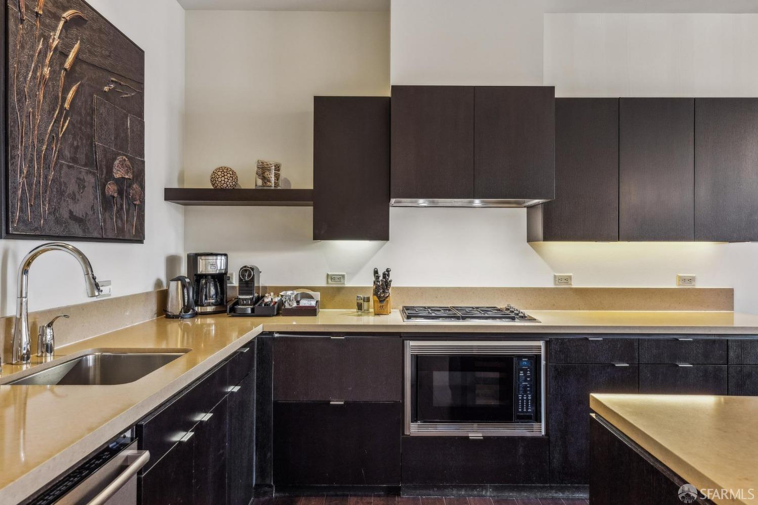 Photo #5: 426126397 Listing: Photo #5