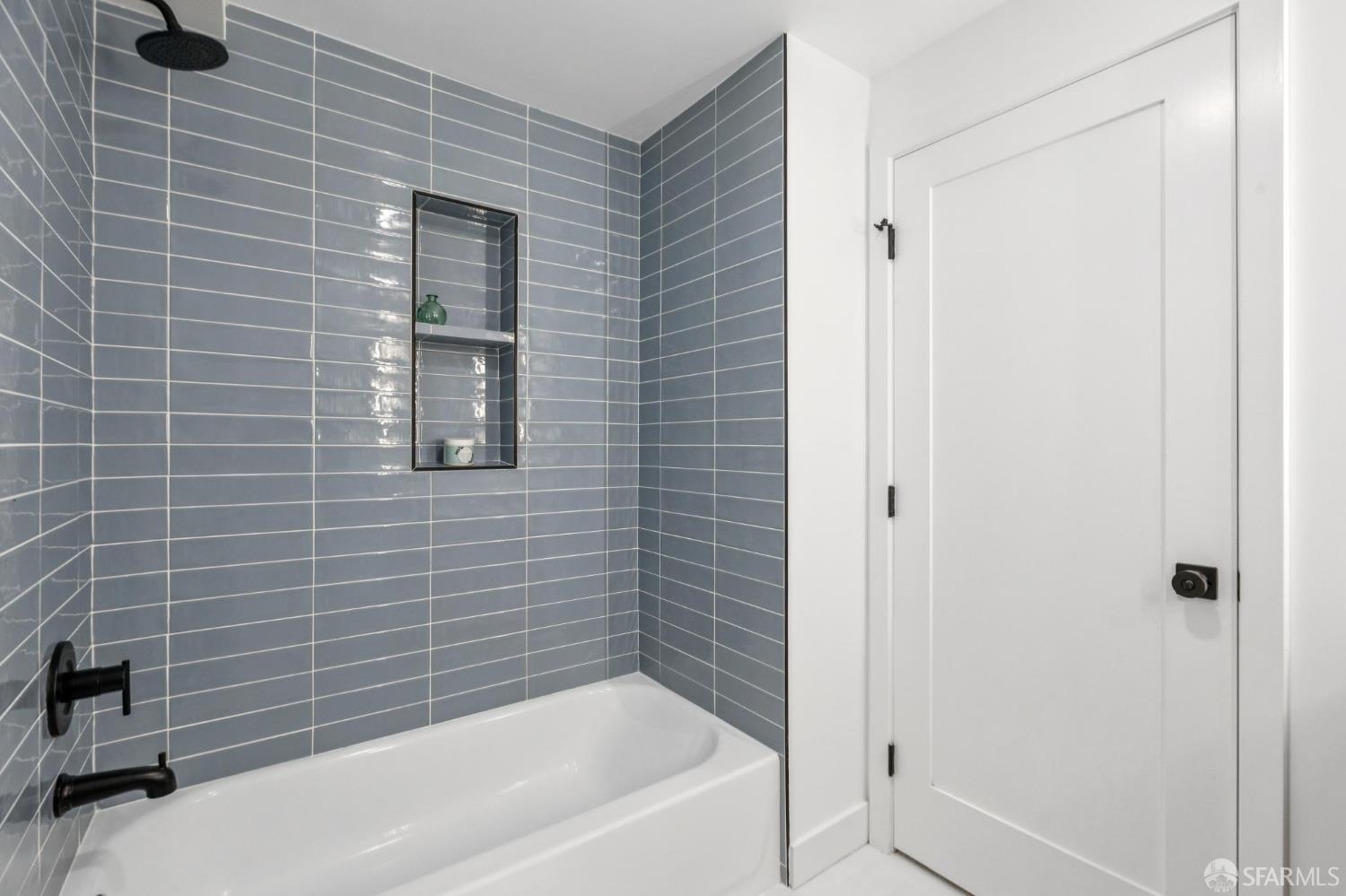 Photo #16: 426126297 Listing: Photo #16