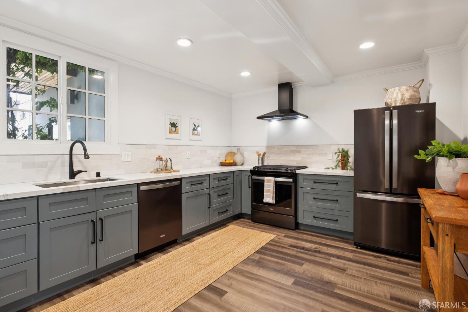 Photo #6: 426126286 Listing: Photo #6