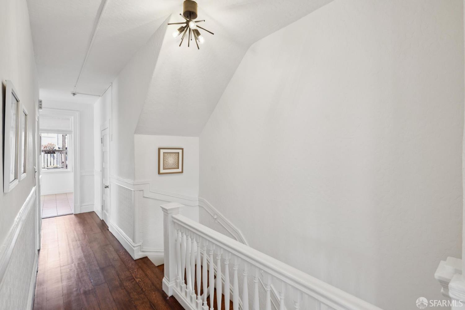 Photo #5: 426123073 Listing: Photo #5