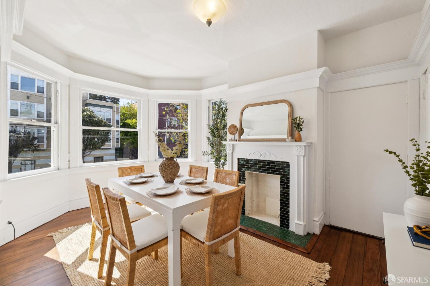 Photo #6: 426123073 Listing: Photo #6