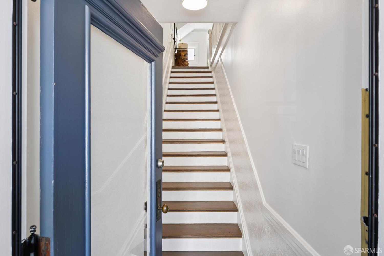 Photo #3: 426125646 Listing: Photo #3