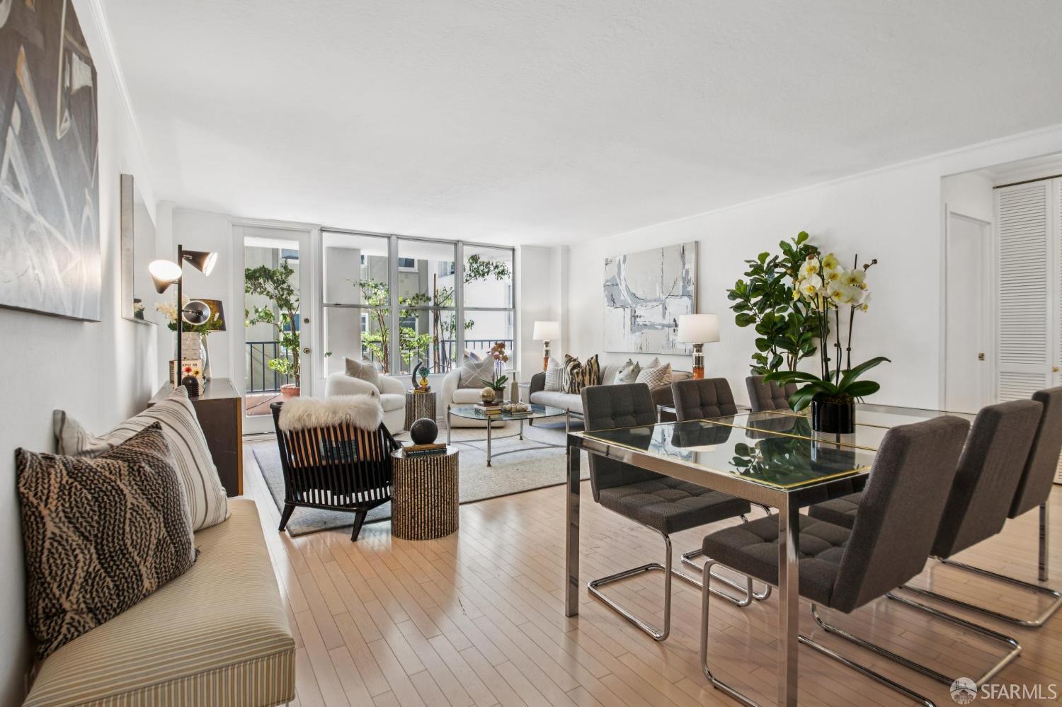 Photo #5: 426126687 Listing: Photo #5