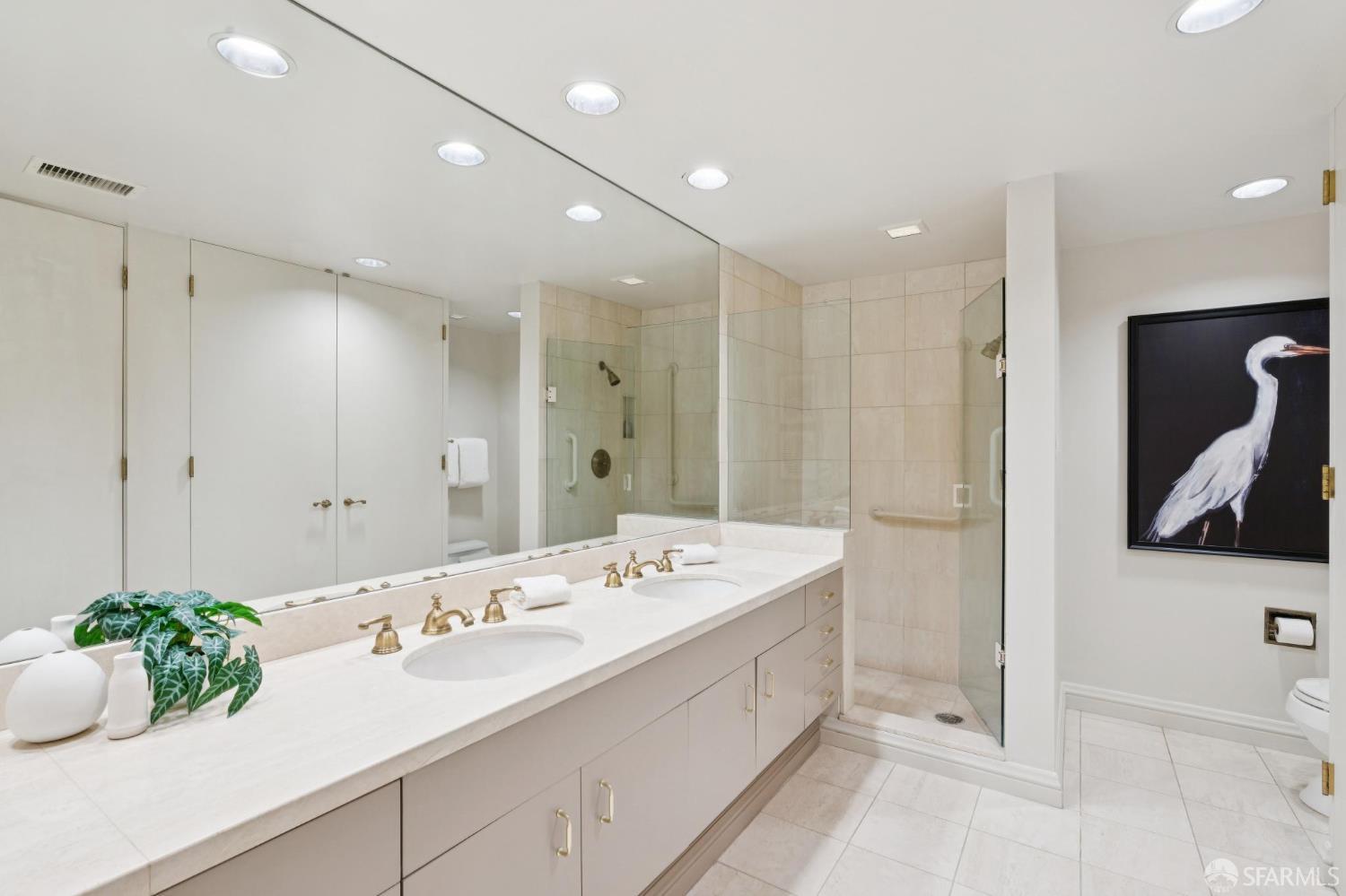 Photo #35: 426126339 Listing: Photo #35
