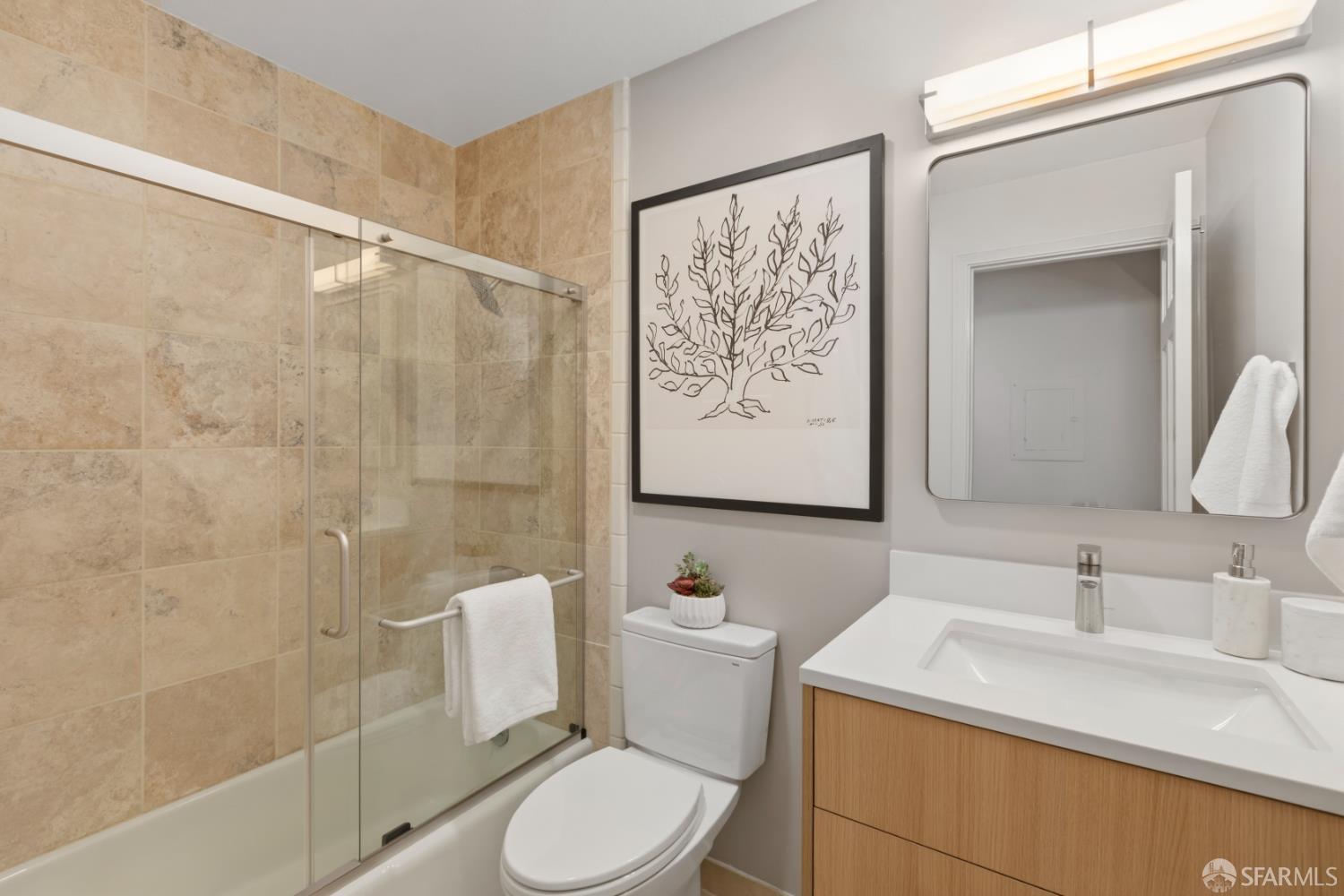 Photo #14: 426125533 Listing: Photo #14