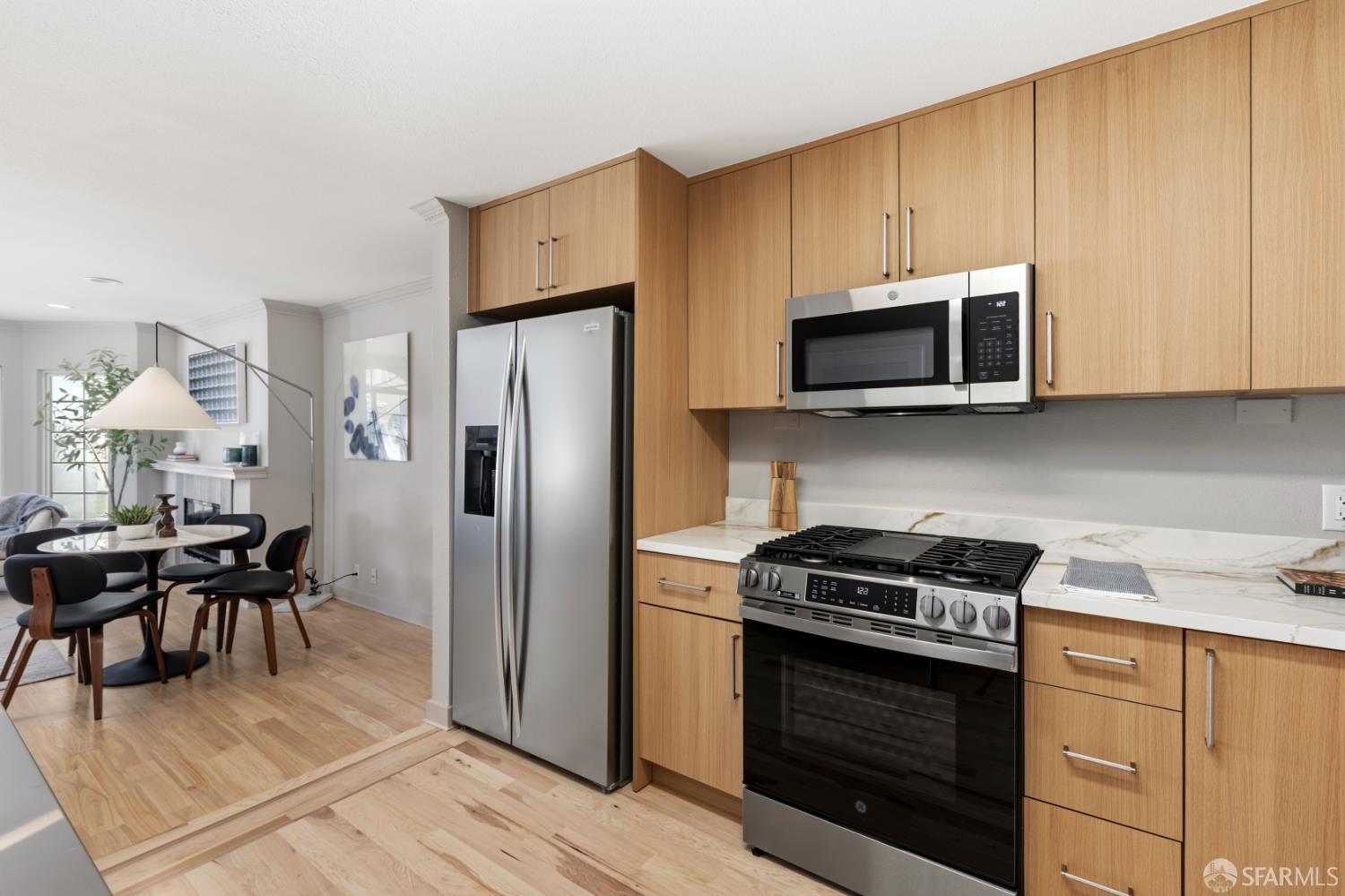 Photo #6: 426125533 Listing: Photo #6