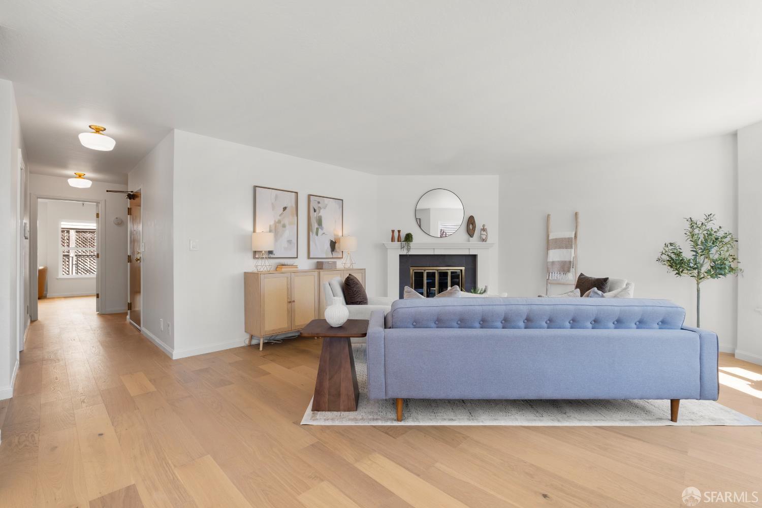 Photo #6: 426126544 Listing: Photo #6
