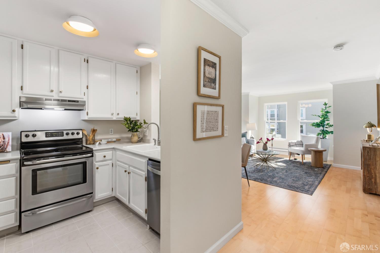 Photo #11: 426126974 Listing: Photo #11