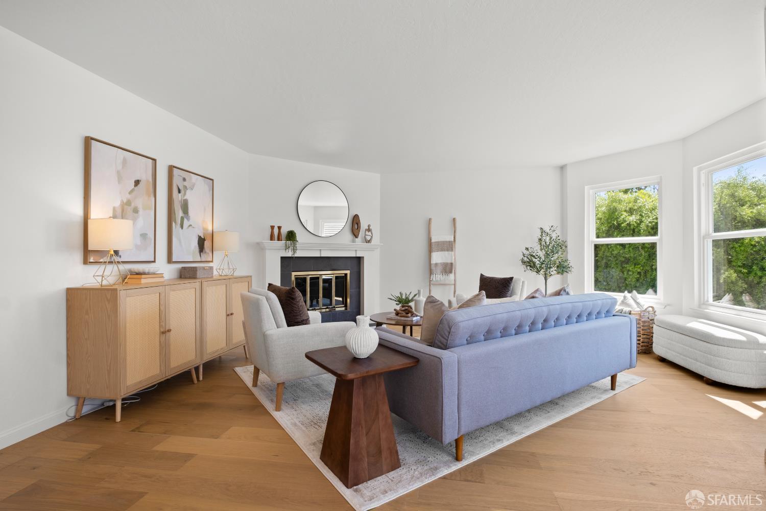 Photo #5: 426126544 Listing: Photo #5