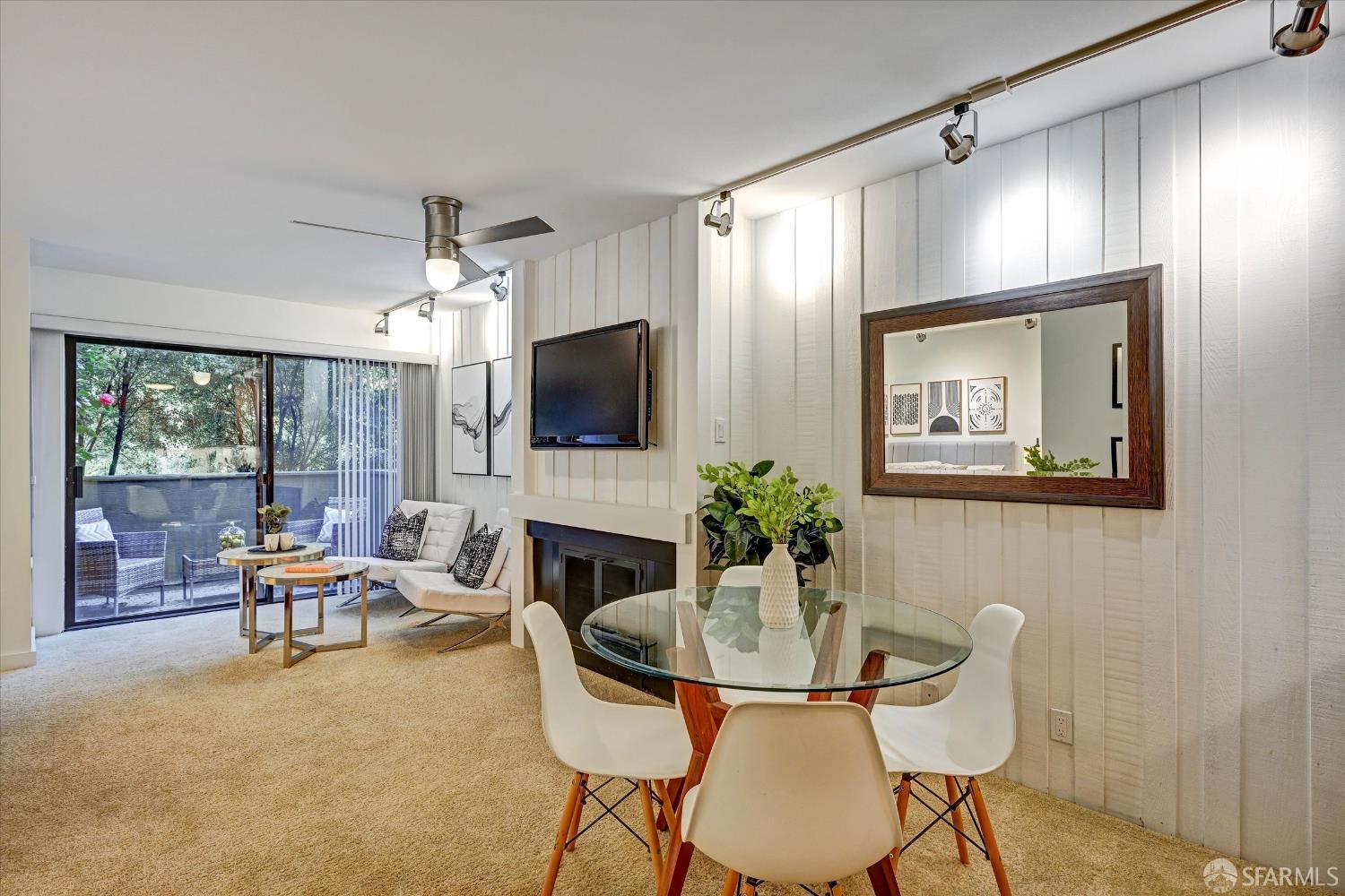 Photo #5: 426118686 Listing: Photo #5