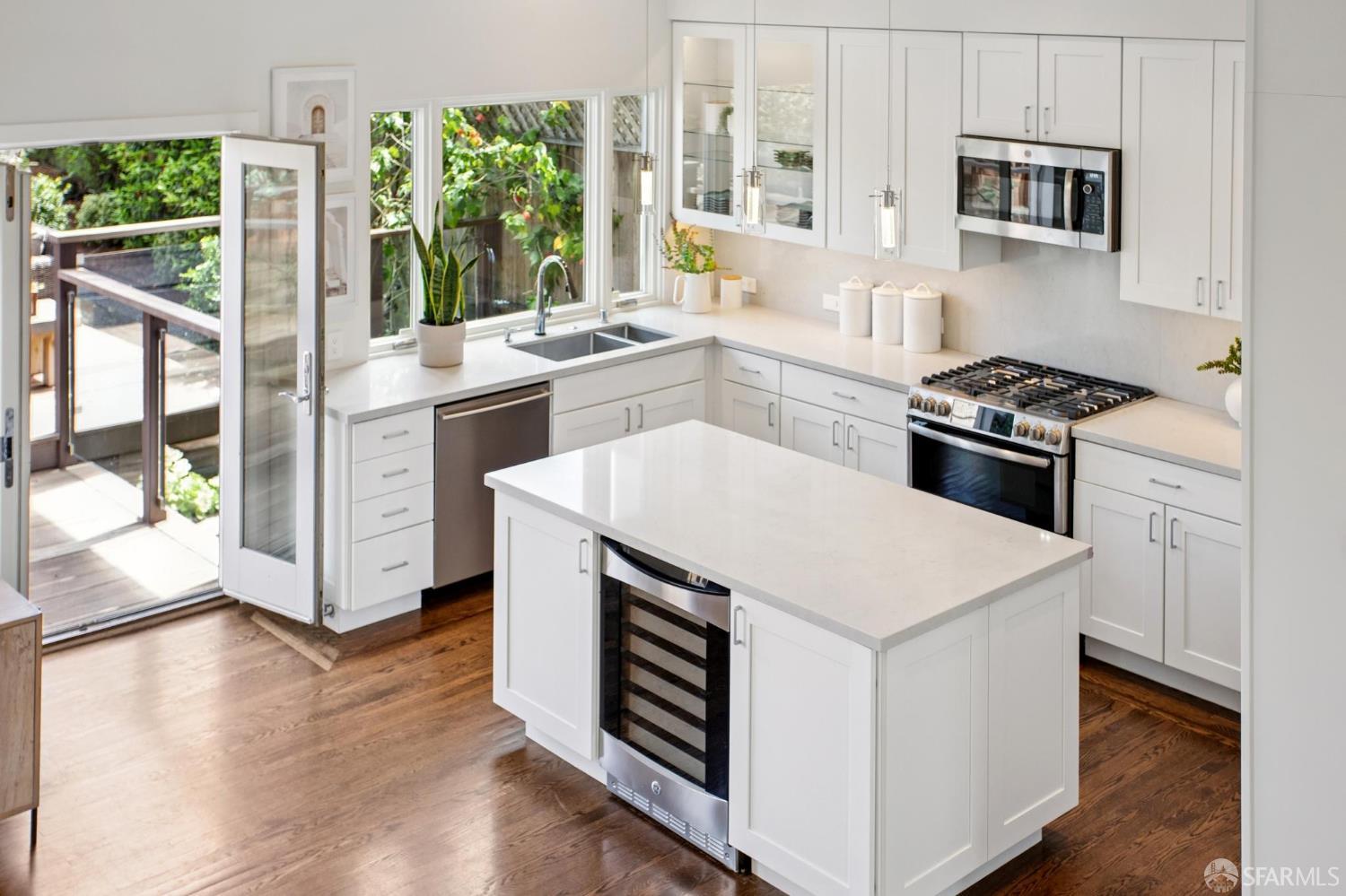 558 22nd, San Francisco, CA, 94121