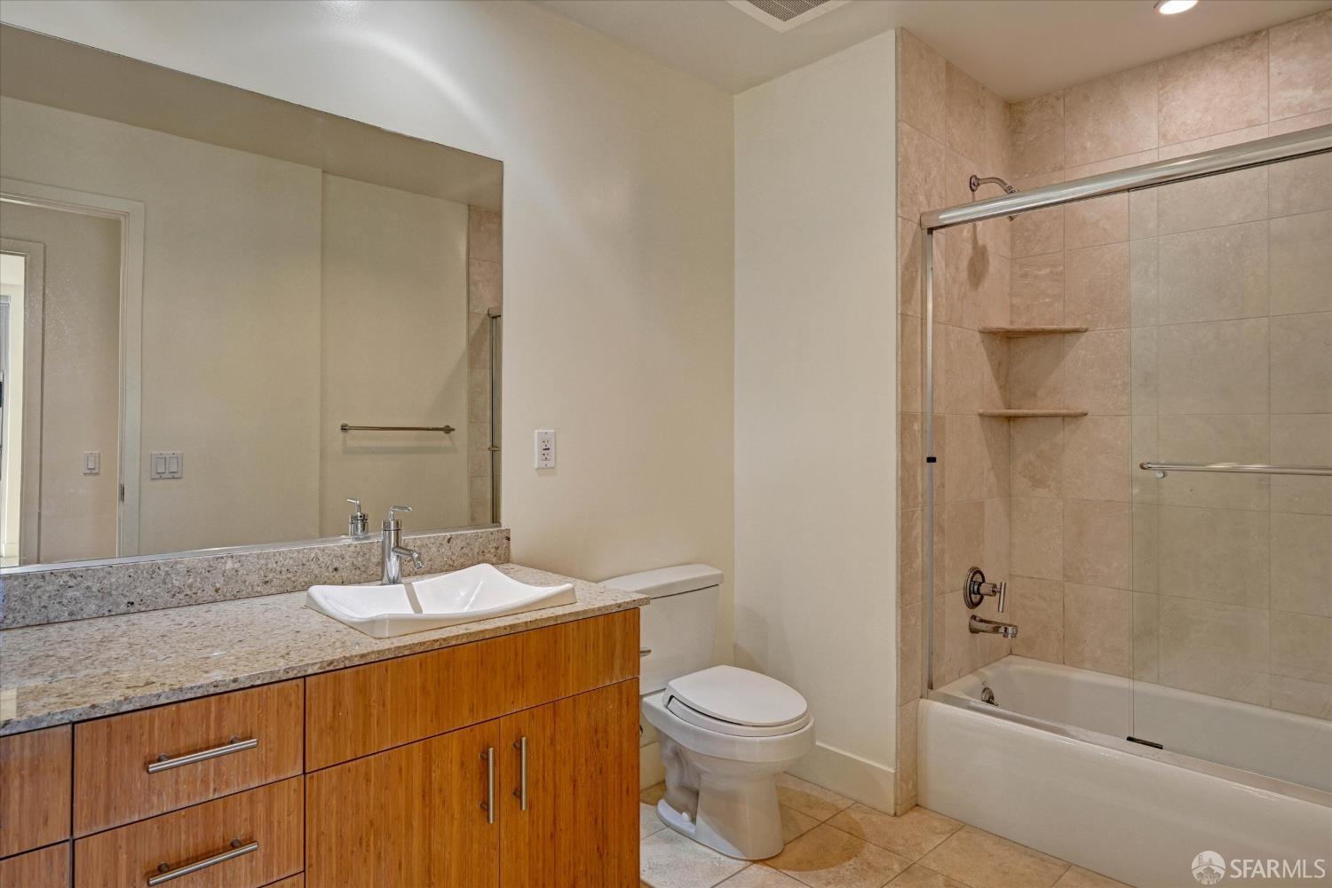 Photo #37: 426127245 Listing: Photo #37
