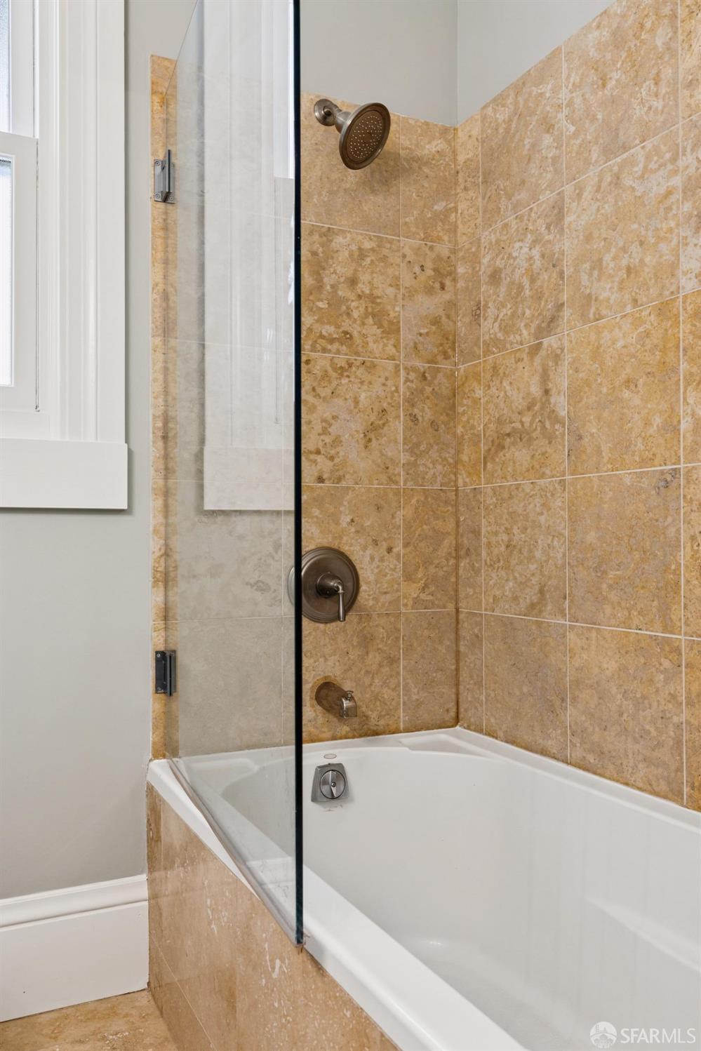 Photo #35: 426109911 Listing: Photo #35