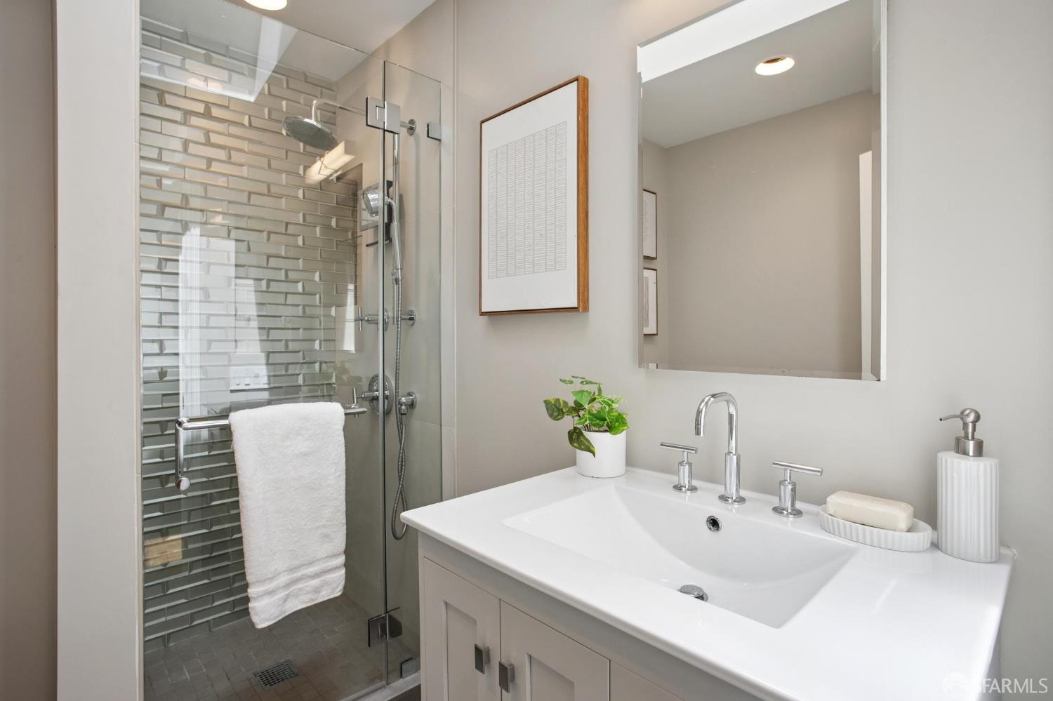 558 22nd, San Francisco, CA, 94121